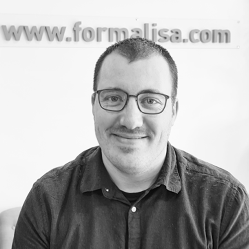 Claude Claude, formateur certifié en pédagogie Concepteur, maker, expert en CAO et réalité virtuelle
