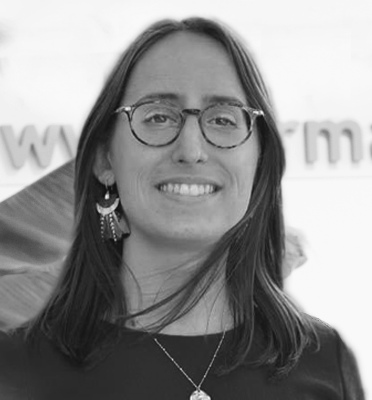 Tiffany, formatrice certifiée en pedagogie, Conceptrice en architecture d’intérieur, experte en CAO et réalité virtuelle.