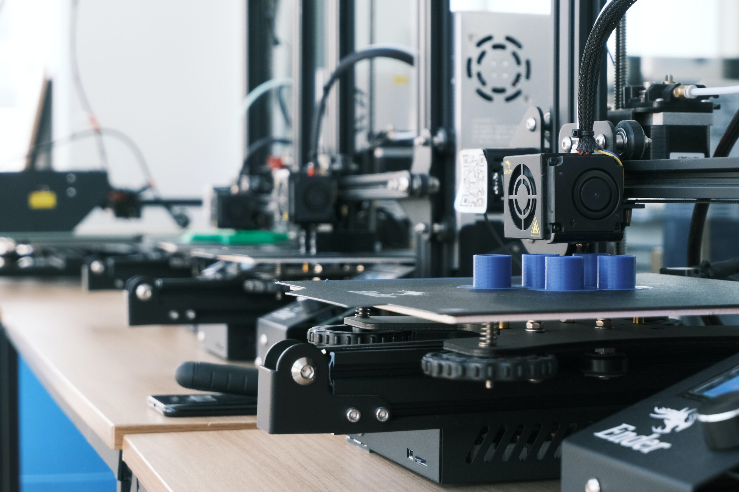 Visuel d'imprimantes 3D au travail