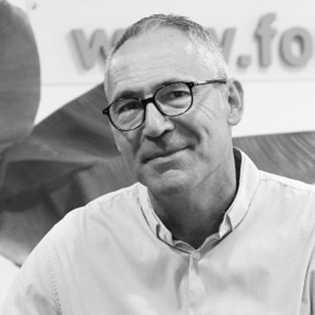 Olivier, Dirigeant, Ingénieur pédagogique, Consultant sénior et co-auteur d'ouvrages